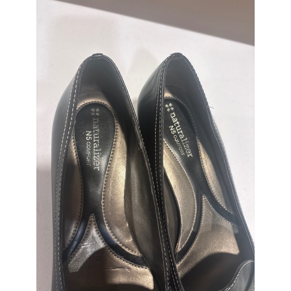 Naturalizer Comfort Black Leather Kitten Heel Loafer Pumps Womens Size 9 N - Picture 3 of 7
